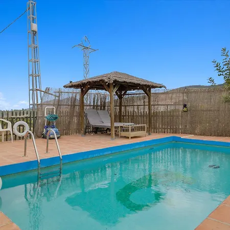 Las Tres With Shared Pool Holiday home
