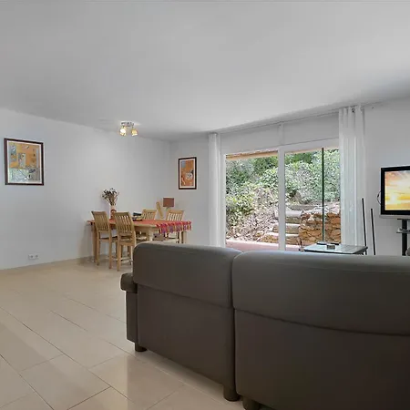 Holiday home Las Tres With Shared Pool Coin